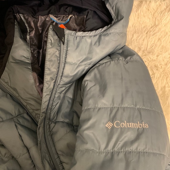 Columbia Women's omni-hear Hooded Jacket - Picture 4 of 4
